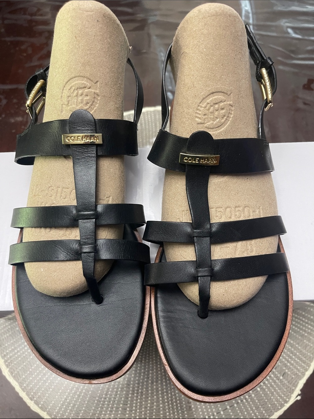 Cole Haan Black Leather Multi-Strap T-Style Sandals size 6.5B